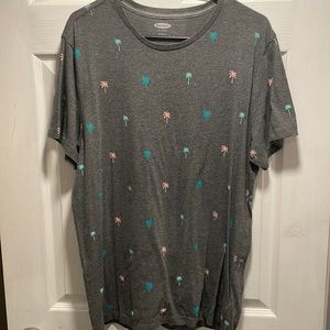 Old navy T-shirt